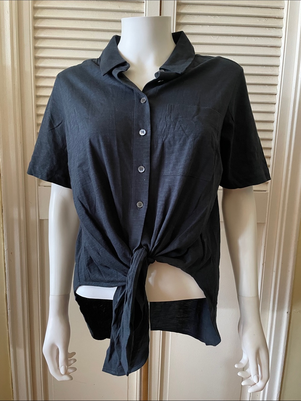 THEORY Navy Short-Sleeve Tie-Front Shirt Size M